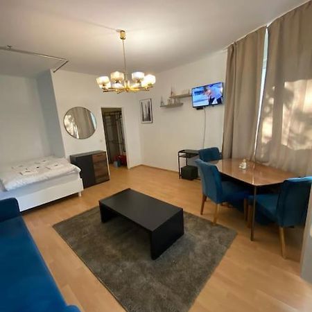 Apartment With Balcony Berlin Exterior foto